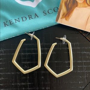 Kendra Scott Gold ✨hoops